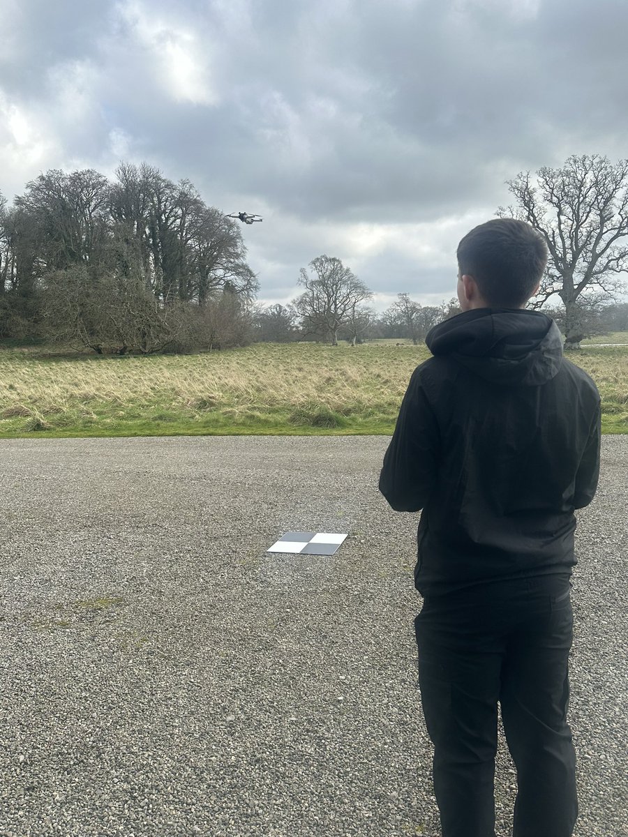 It’s been a busy but fun day at Dunsany with our 2nd yr BCES students mapping vegetation health (not the best time of year granted!) and learning how to fly a UAV @DCUHist_Geog @hegarty_susan @darrenclarke123 @Jimmy_OKeeffe