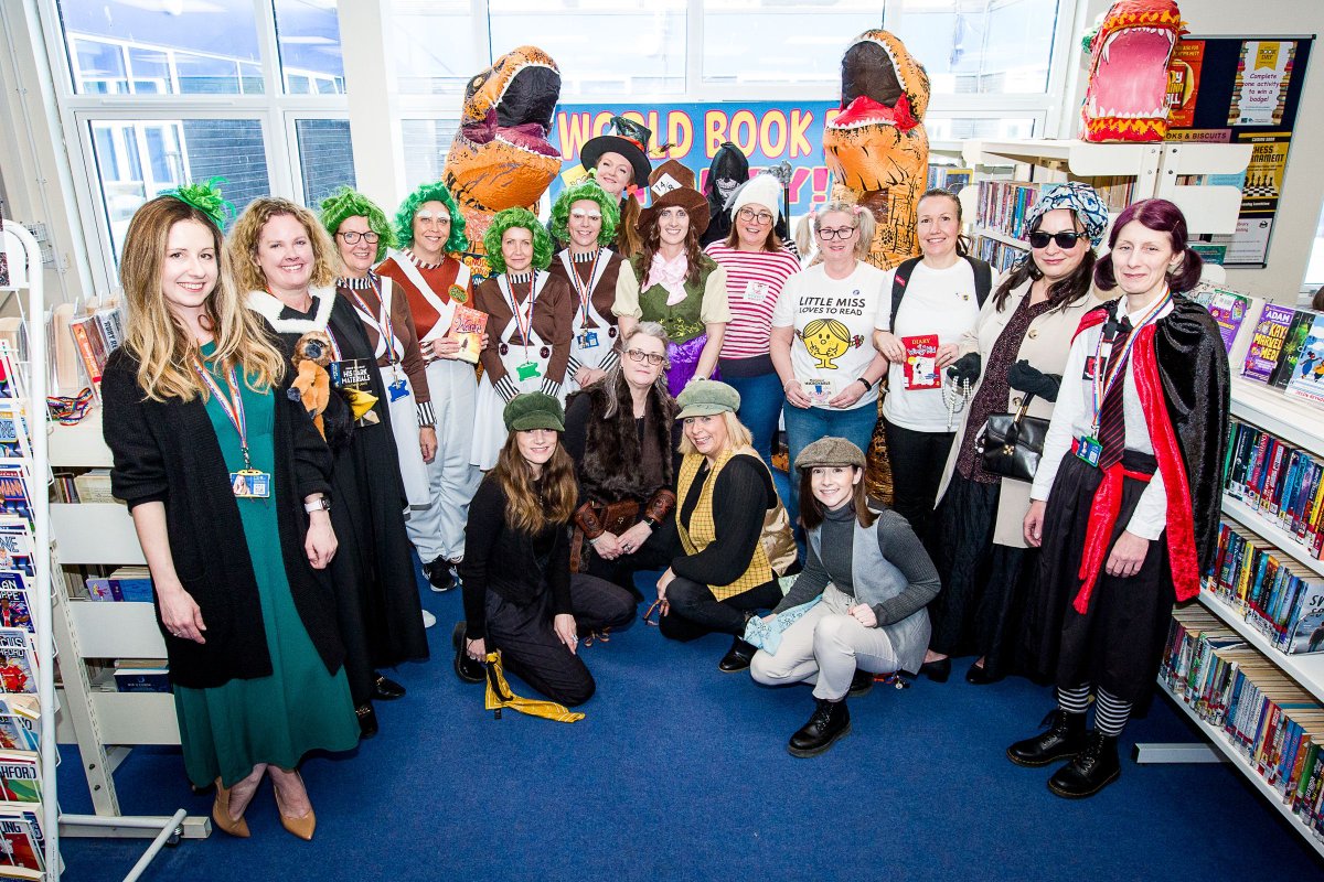 World Book Day 2024 To celebrate World Book Day staff surprised students by dressing up as book characters. We had an interesting selection of characters and the library provided book themed activities A fun day was had by all. notleyhigh.com/component/igal…