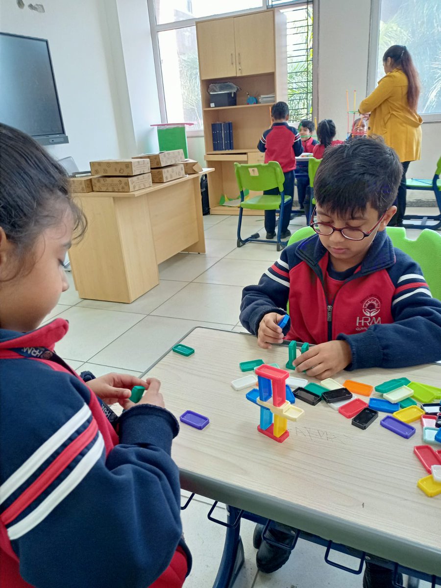 stemrobo's tweet image. The future is looking bright with these young minds exploring the world of STEM. 🌟 It's impressive what they can achieve when given the right tools and resources!
#roboticscentreforkids #AIforSchools #newacademicyear
#aimtoinnovate #innovation #creativity #learning