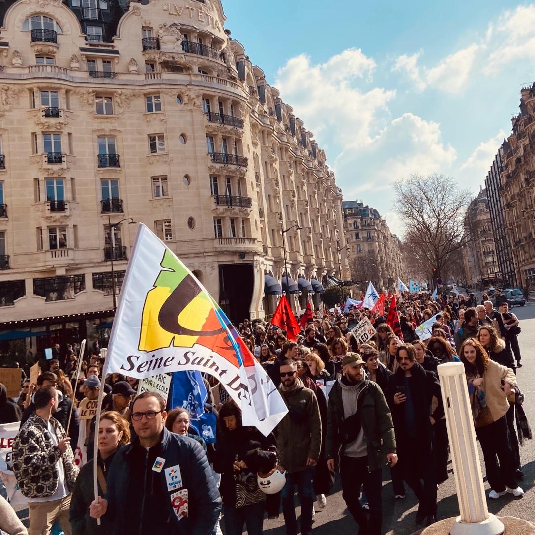 Jeudi 7 mars 

75 % de grévistes au collège Solveig Anspach ! 
La mobilisation continue ! 
#planDurgence93
#contrelareformedescolleges