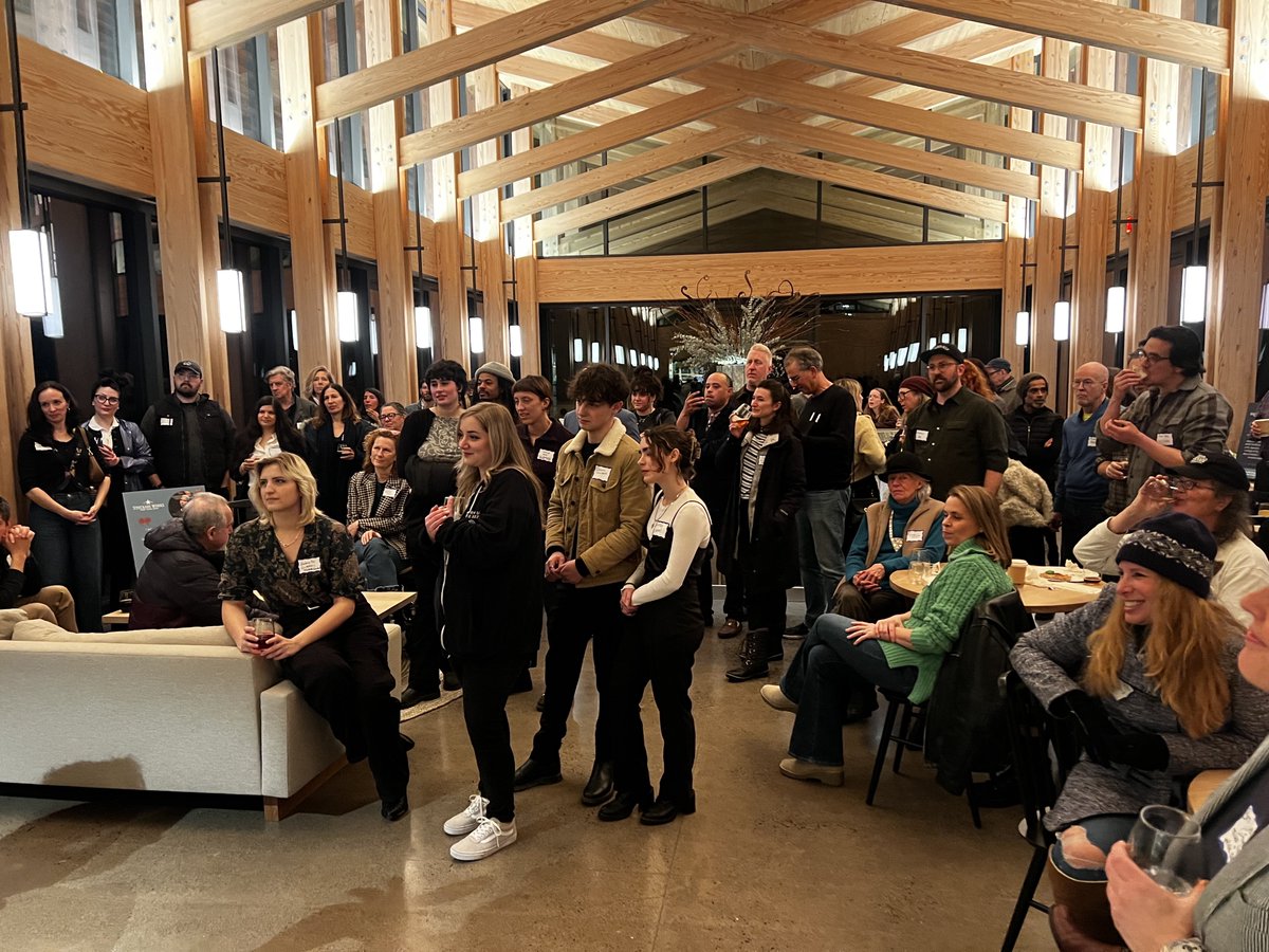 StockadeWorks's tweet photo. What a fabulous night of networking!

Thank you to Mary Stuart Masterson and Jonathan Burkhart for their fantastic, down to earth producer talk full of insider tips and laughs! Thank you to all who attended, and to @lastingjoybrewery for hosting us in your beautiful space! https://t.co/ObzVAg7ygs