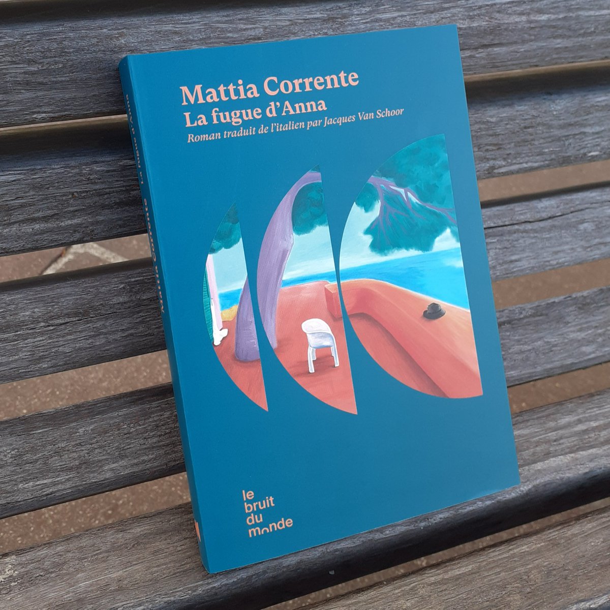 Aujourd’hui, Marseille a des airs de Sicile !

Anna s'en va pour ne jamais revenir. Severino, son mari, se décide à partir à sa recherche dans un grand voyage autour de la Sicile.

La fugue d’Anna de <a href="/MattiaCorrente/">Mattia Corrente</a>, traduit de l’italien par Jacques Van Schoor, est en librairie !