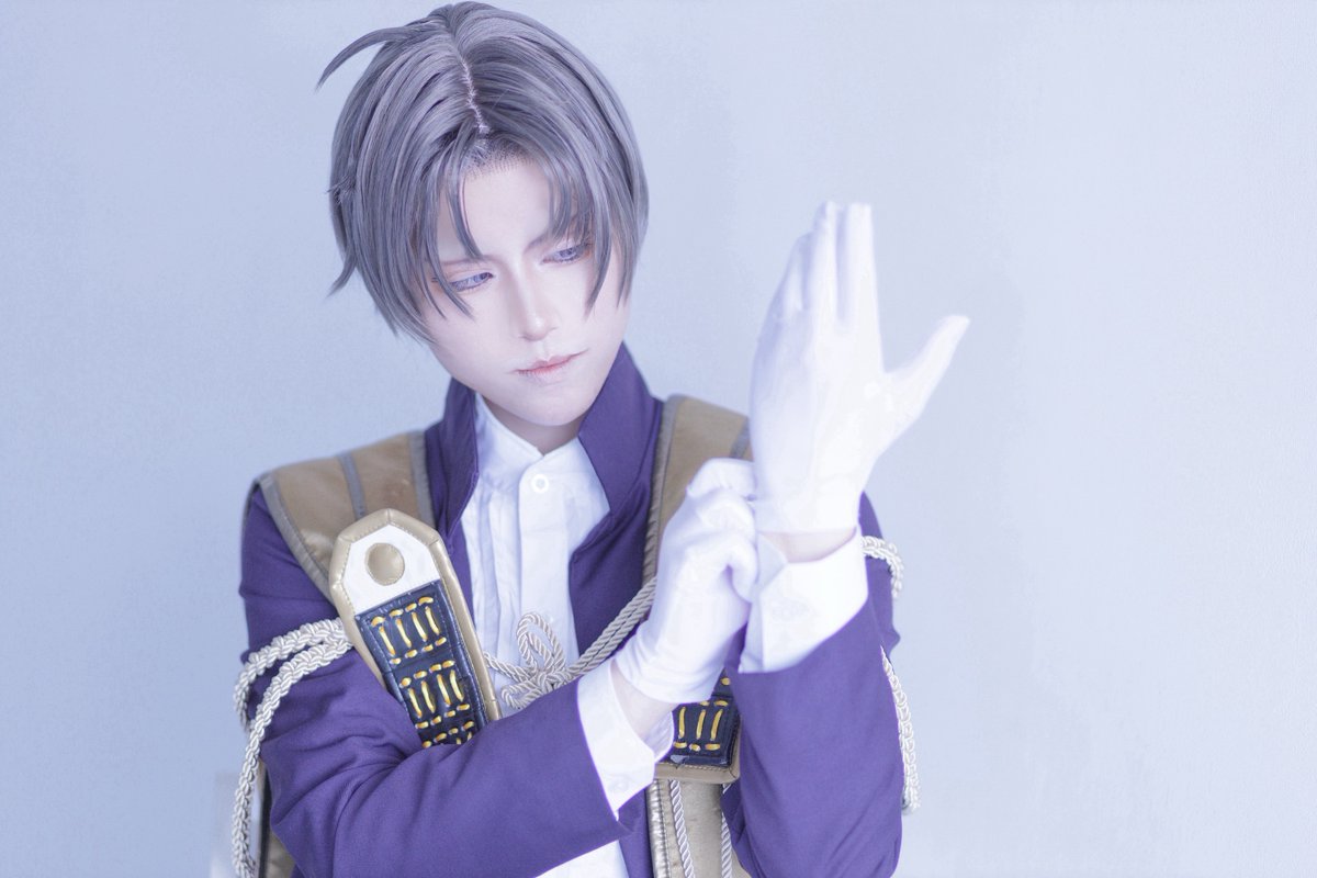 cos 刀剣乱舞 へし切長谷部 手袋をなおす仕草って良くないですか cos 刀剣乱舞 へし切長谷部 手袋をなおす仕草って良くないですか