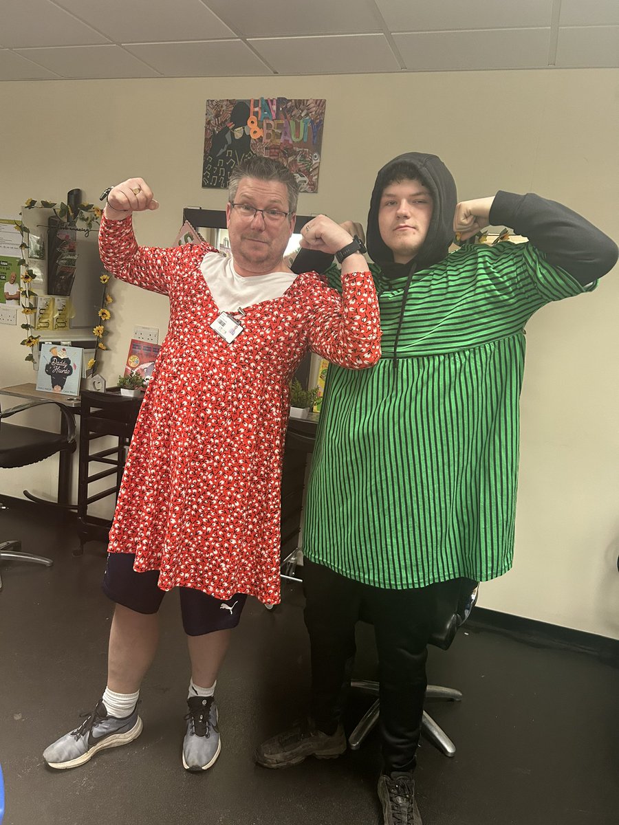 EnrichAcad's tweet photo. World Book Day Celebration @EnrichAcad 📖 #readingcommunity #readingforpleasure @WorldBookDayUK https://t.co/CXQtqkYGan