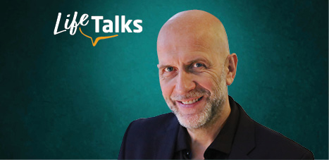 Vanavond veranderen we de klimaatverandering!  Van het troosteloos verlies verhaal naar een oproep om met z'n allen te gaan voor een slimme #transitie, een winnende #regeneratie, en meer #levenskwaliteit ! Vanaf 20u Colruyt Talks online.
 ap.lc/GTluR