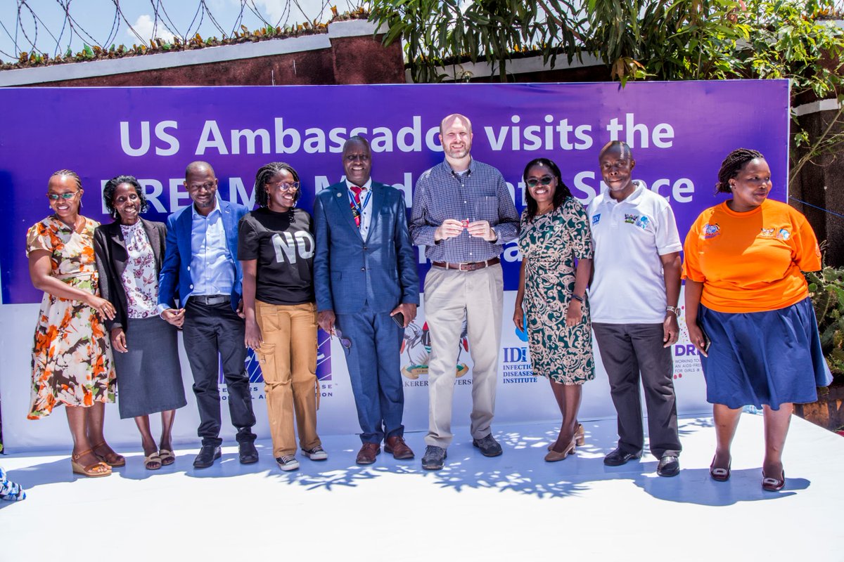Honored to host @usmissionuganda Amb William W. Popp at our #DREAMS safe space in Nansana with local partners. We had interactions with young women, celebrating their achievements & reflecting on future steps to invest in women & accelerate progress. #OneIDI #IWD2024