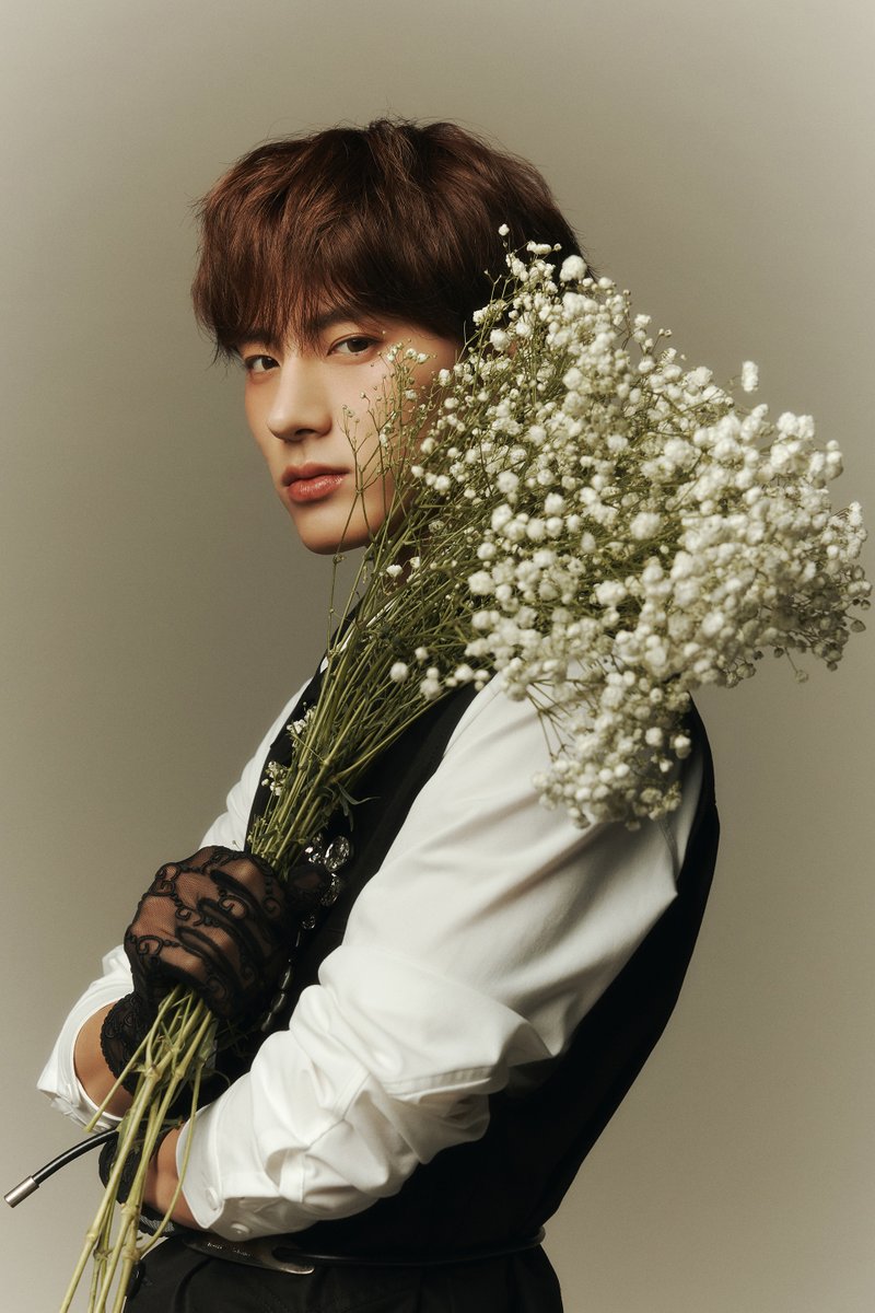 IST_THEBOYZ's tweet photo. THE BOYZ(더보이즈) [PHANTASY] Pt.3 Love Letter Write ver. #Memorial Concept Photo

📝 2024.3.18 6PM Release

#THEBOYZ #더보이즈 #PHANTASY #Love_Letter https://t.co/94gGSvXSDo