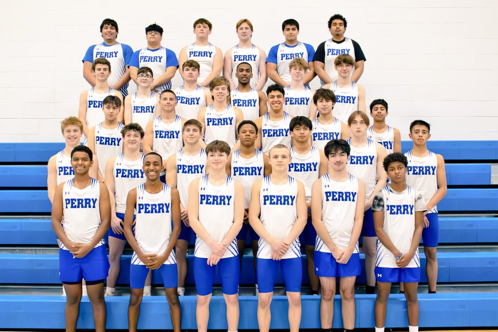 Run_PHS's tweet image. Thank you to @PerryBooster for supporting our team with new uniforms! 

First meet of the season up at ISU!