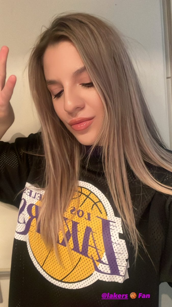 Who’s a huge <a href="/Lakers/">Los Angeles Lakers</a> Fan? 🏀🏀🏀

#Lakers #basketball #sports #Tweets