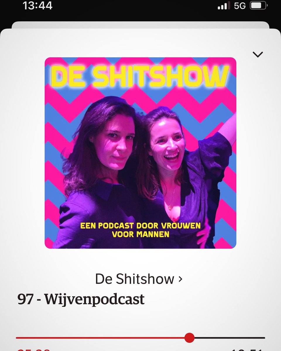 Hoogtepunt elke week! #DeShitshow <a href="/SHoogenberk/">Stéphanie Hoogenberk</a>  en <a href="/JannekevanderH/">Janneke van der Horst</a>
