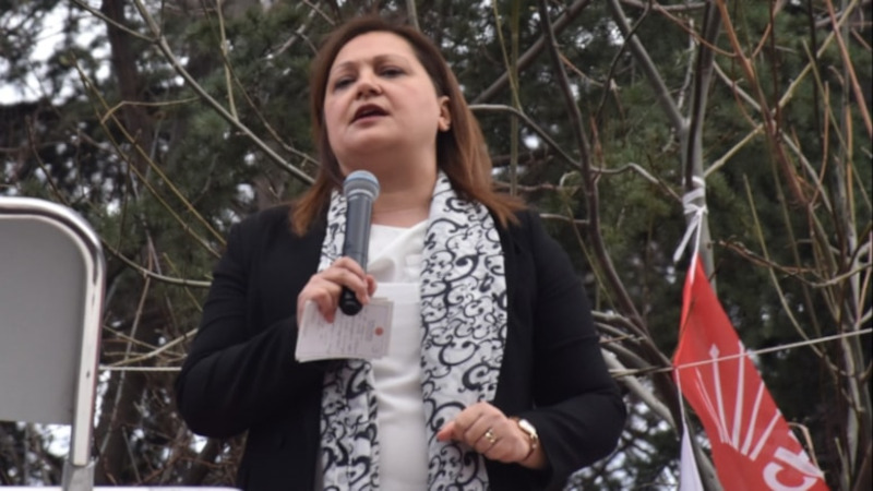 Faşist Köksal maden patronlarıyla işbirliği içinde

➡️tinyurl.com/3hbhcj6u