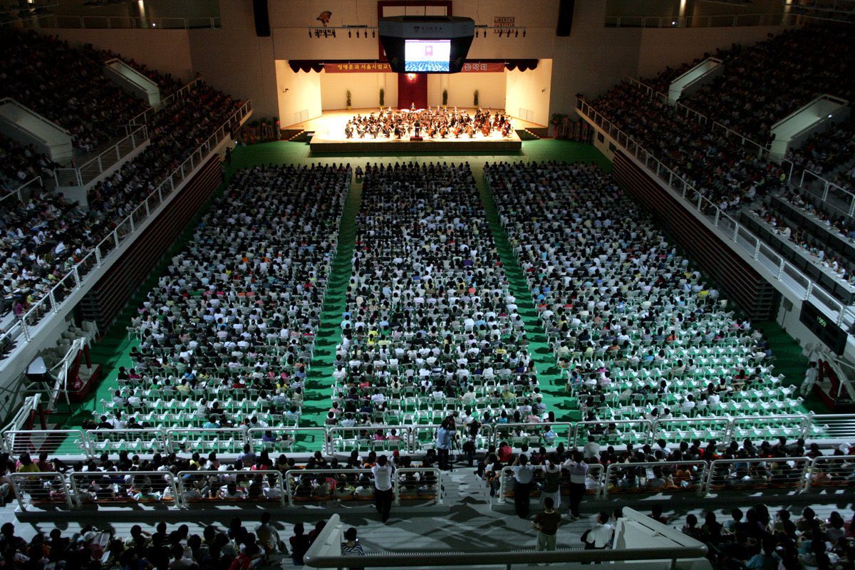 TXT_DailyNews's tweet photo. TXT will holding offline comeback showcase at Hwajeong Tiger Dome, Korea University ➡ 6000-8000 seats capacity on Monday, 01 April 2024 @ 8PM KST.
@TXT_members
#TXTisComing https://t.co/5Ex7fhaV1q