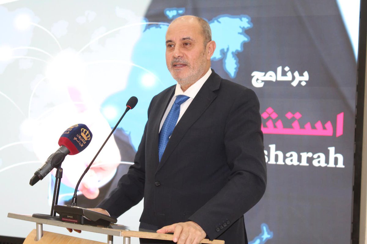 JEDCOJO's tweet photo. برعاية وزير الصناعة والتجارة والتموين السيد يوسف الشمالي وحضور رئيس غرفة تجارة الأردن السيد خليل الحاج توفيق وأمين عام وزارة الصناعة والتجارة والتموين السيدة دانا الزعبي، وقعت المؤسسة الأردنية لتطوير المشاريع الاقتصادية اليوم اتفاقيات مع 30 شركة صغيرة ومتوسطة في قطاع الاستشارات. https://t.co/3qWIJYUbZK
