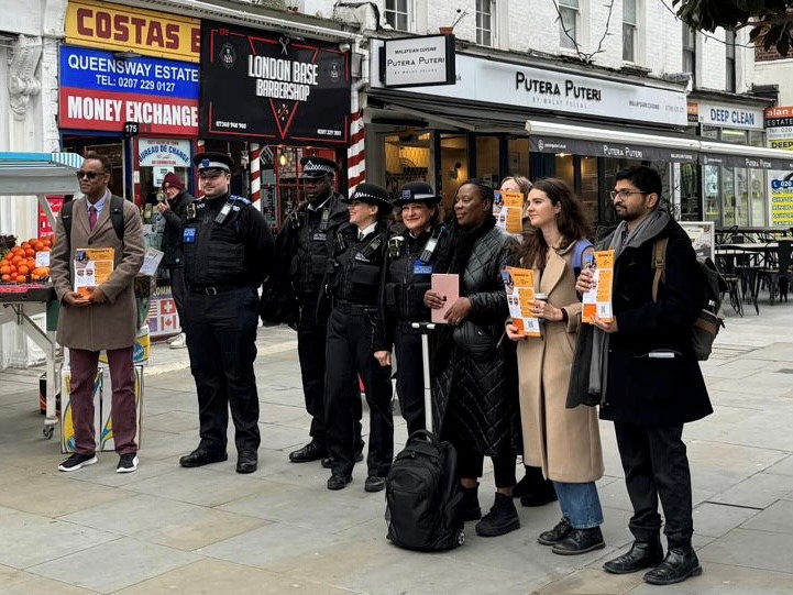 MPSHydePark's tweet image. Cyber Security 

Today the Safer Neighborhood Team of North Westminster along with the team of Cyber Resilience Center visited businesses on W2 and provide awareness on  improving the Cyber resilience of London's business community #mpshydepark #Lancastergate #MPSbayswater