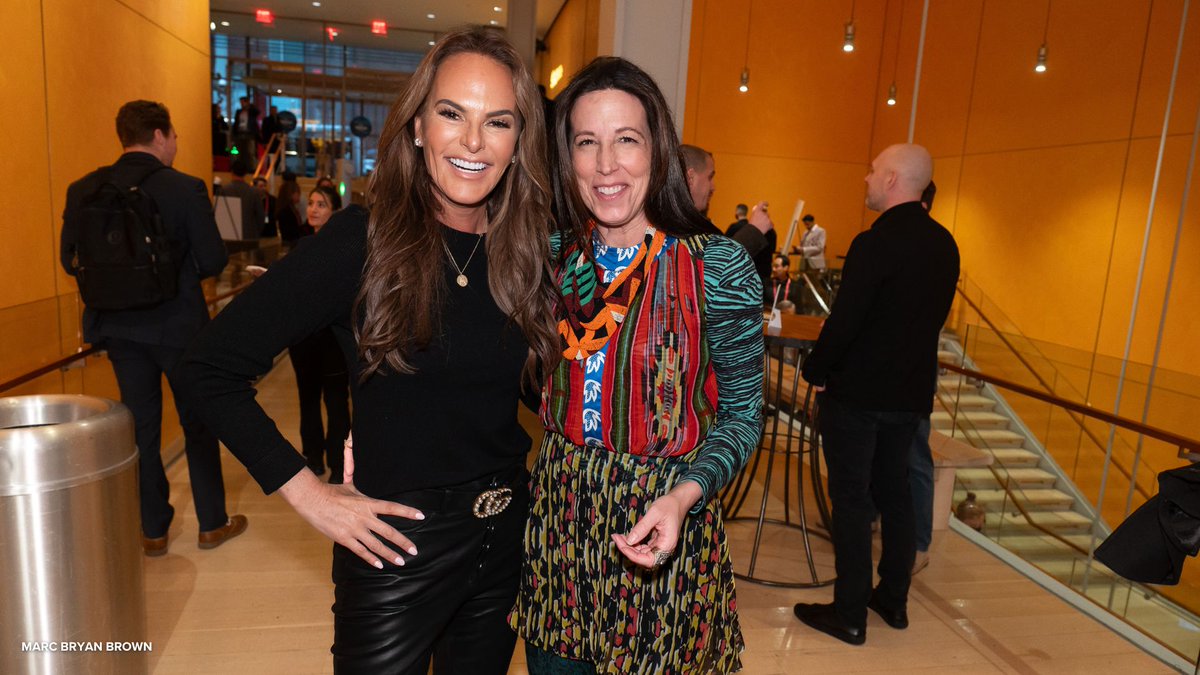 SBJ's tweet image. Day two of #SBJTechWeek has officially started 🌐 

#SOTI