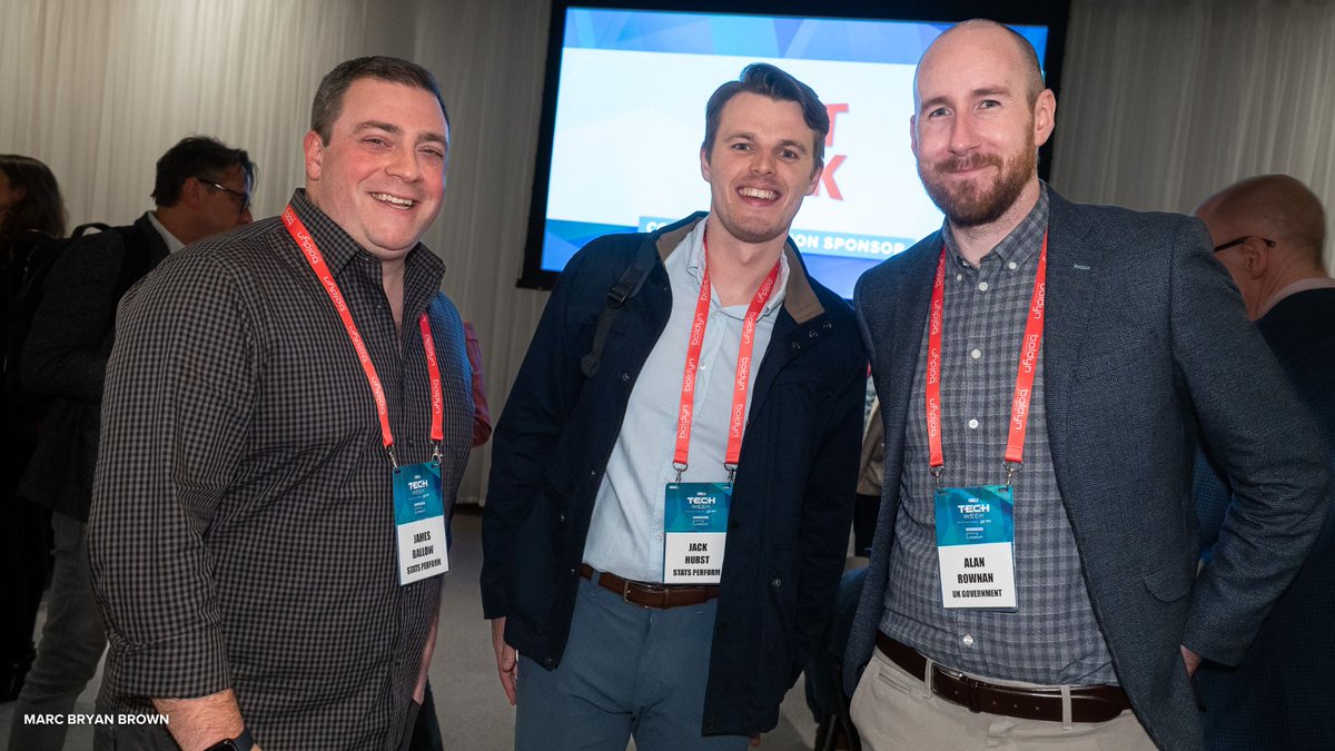 SBJ's tweet image. Day two of #SBJTechWeek has officially started 🌐 

#SOTI