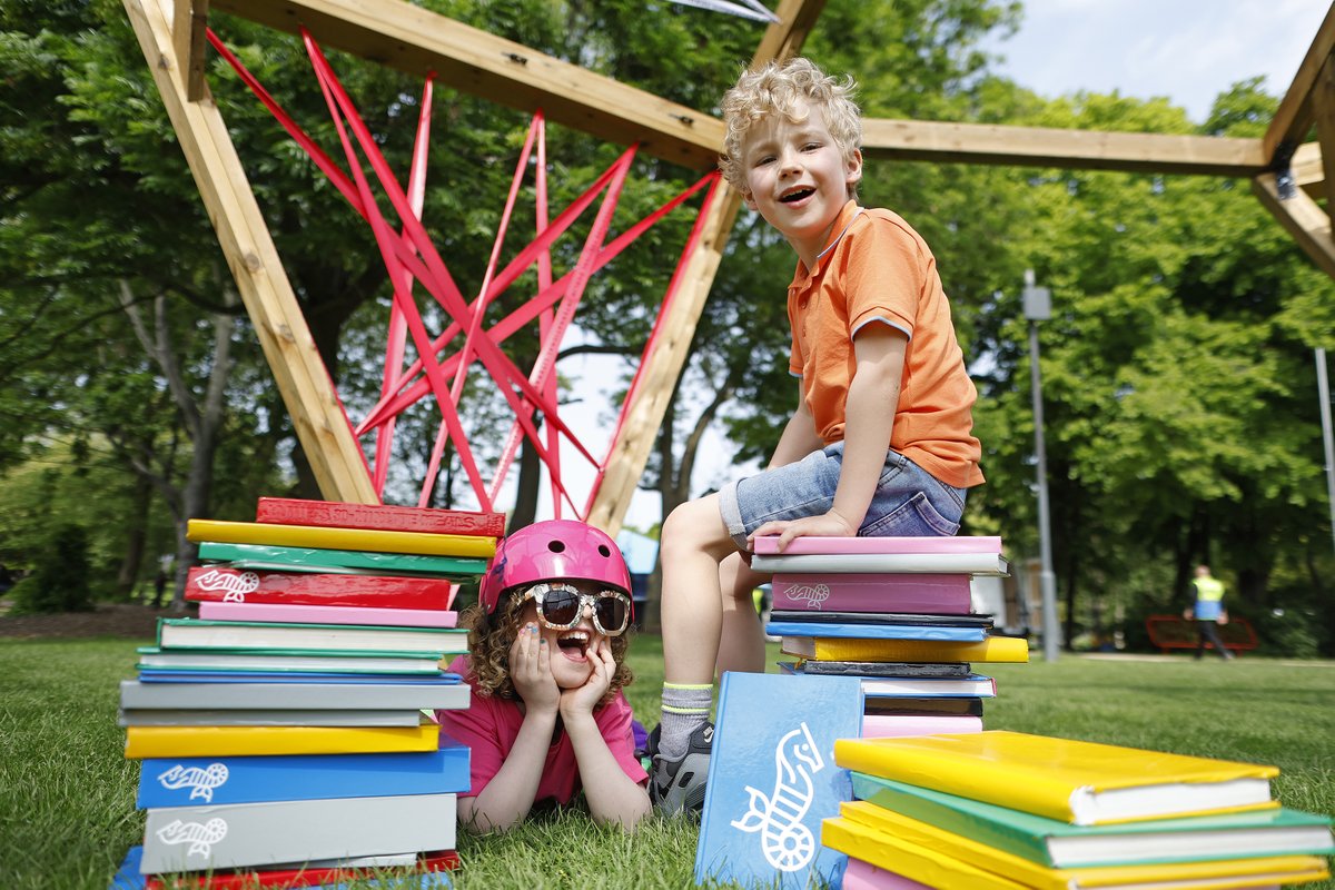 ILFDublin's tweet photo. Happy #WorldBookDay from #ILFD 🥳📚 E-book or audiobook, paperback or hardback, all books are good books in our eyes. Happy reading to bookworms big and small! https://t.co/9uF1J9jIBj