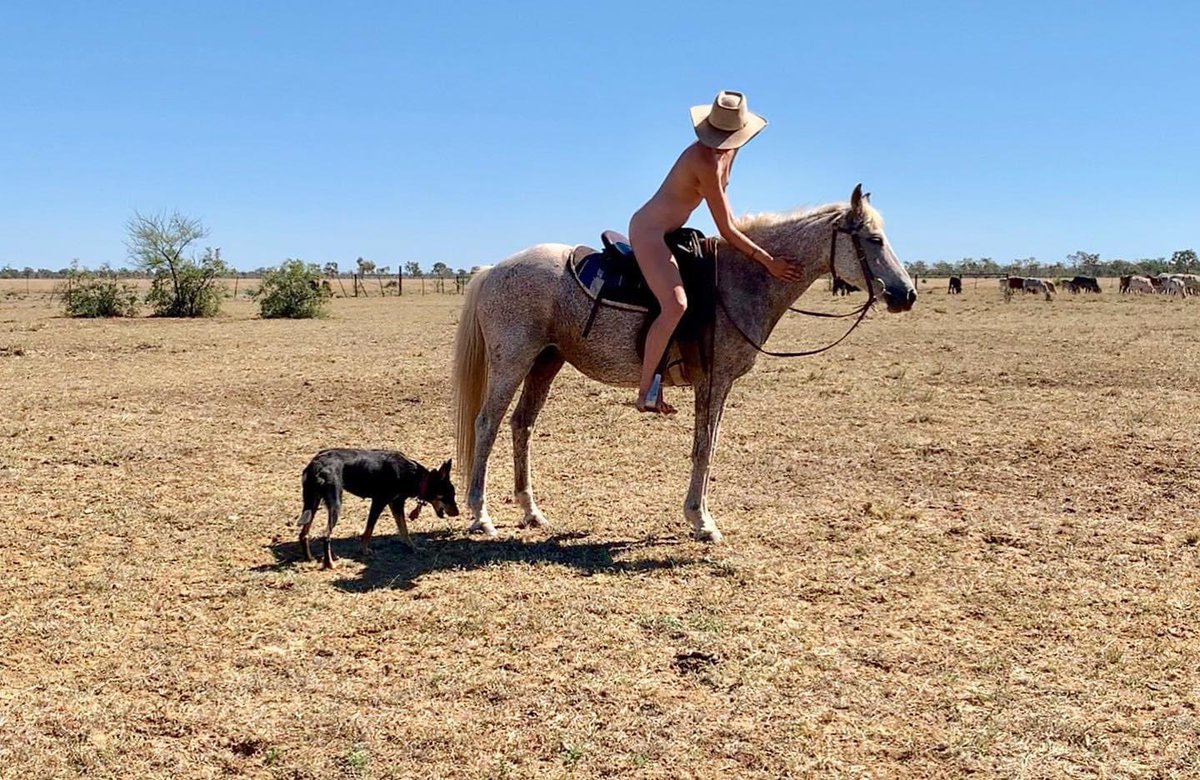 “Be who you are and say what you feel,
Because those who mind don’t matter
And those who matter don’t mind!”
Torrens Creek, Queensland Australia 🇦🇺

Personal message us for your chance to feature! 🌾🐮🍻