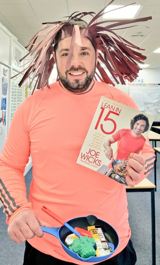 Happy #WorldBookDay2024 
<a href="/thebodycoach/">Joe Wicks</a> and myself looking like two peas in a pod! <a href="/OrchardPrimaryA/">Orchard Primary</a> <a href="/TeamPastoral/">Orchard Pastoral Team</a> <a href="/WorldBookDayUK/">World Book Day UK 📚</a>