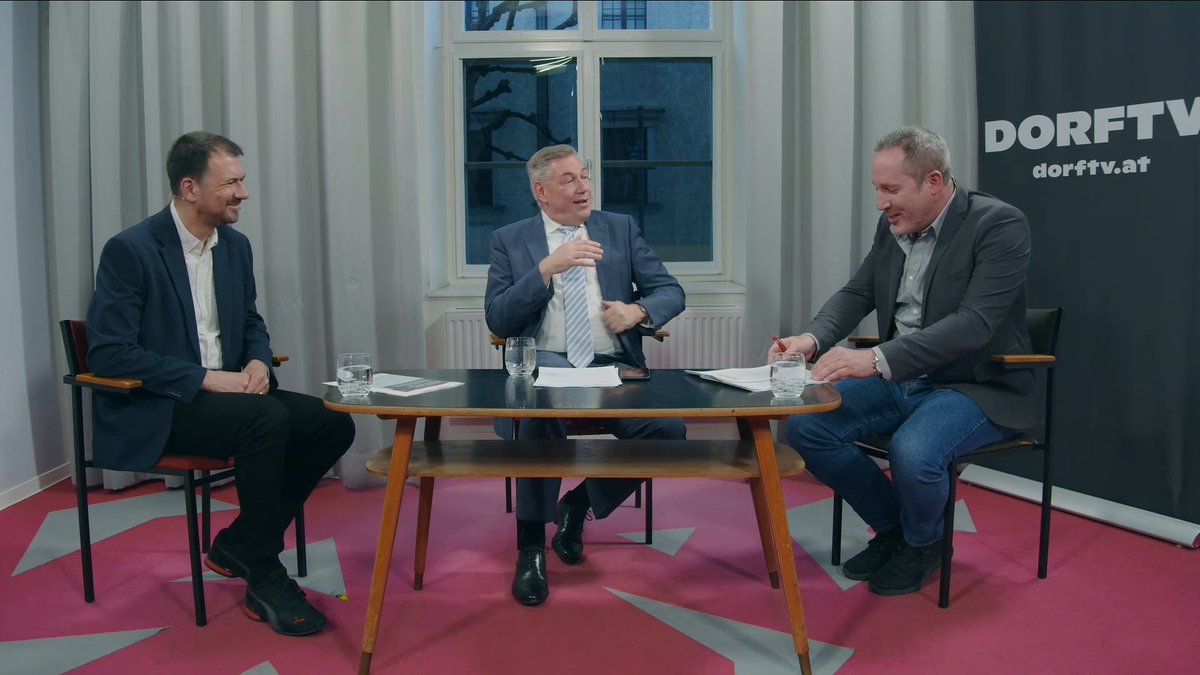 #Neutralität und #Wehrhaftigkeit in Zeiten neuer Bedrohungsen: Wie verteidigt sich #Österreich im Ernstfall? Wer stellt #Frieden sicher? Dazu diskutierten Erich Cibulka (<a href="/OeOG_Info/">Österreichische Offiziersgesellschaft (ÖOG)</a>) und <a href="/t_roithner/">Thomas Roithner</a> (@IFORAustria) live im Studio. Nachzusehen auf <a href="/dorftv/">DORFTV</a>. - dorftv.at/video/43900