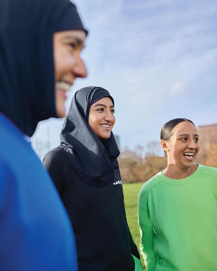 I had the honor of being part in a special project launching a Sports Hijab for @SweatyBetty as part of #IWD2024, created by @Lipa_Nessa. @FoundationBetty have donated a set number of units to girls across the UK for PE and Sports. To sisterhood and being your authentic self 🖤
