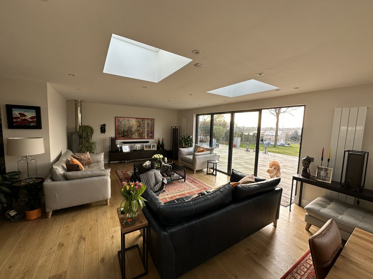amarchitect_'s tweet photo. #TBT lovely catching up with old clients this morning and seeing how fab this gem of a project still looks #amarchitect #improvinghomes #improvingliving #improvinglives https://t.co/Q4x9dRKcYN