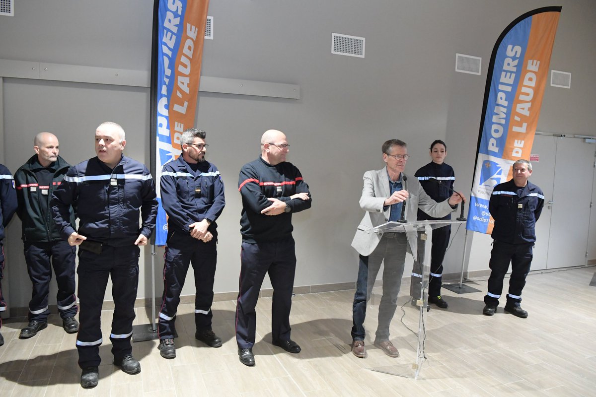 Soirée d'intégration des nouvelles recrues sapeurs-pompiers volontaires 69 nouveaux sapeurs-pompiers volontaires issus de 31 centres étaient accueillis par Christian RAYNAUD président et le Colonel HC Christophe MAGNY. 5 ateliers ont permis d’appréhender le SDIS @Prefet11