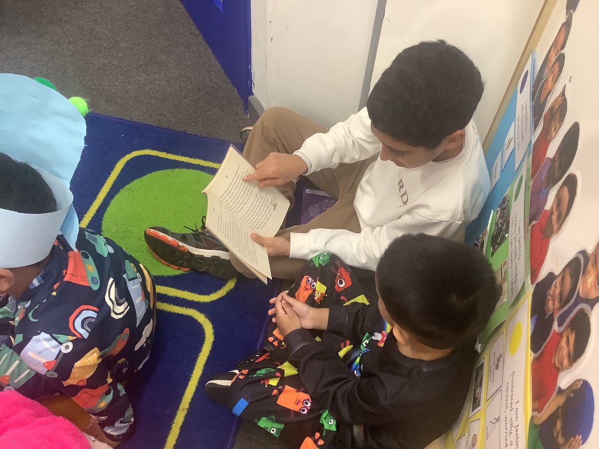 Halley Year 6 tweet media