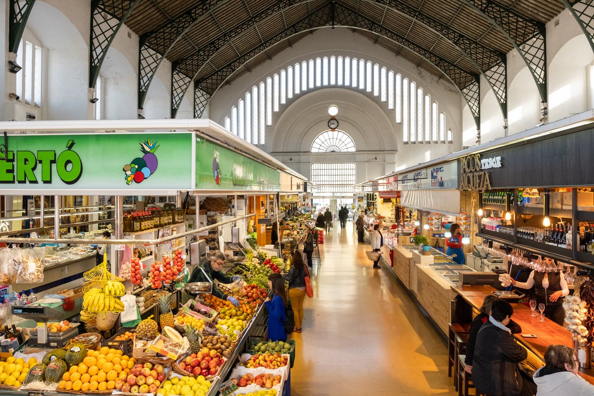 🍲🌐 Descobreix la diversitat gastronòmica de les Terres de l'Ebre i els seus productes frescos al mercat municipal de Tortosa. 🛒🌽
📲 bit.ly/3QBNnIN

📷 @atic.lallotja
📷 <a href="/tortosaturisme/">Tortosa Turisme</a>

#Tortosa #TortosaAunPas #Terresdelebre #catalunyaexperience #ciutatsambcaràcter