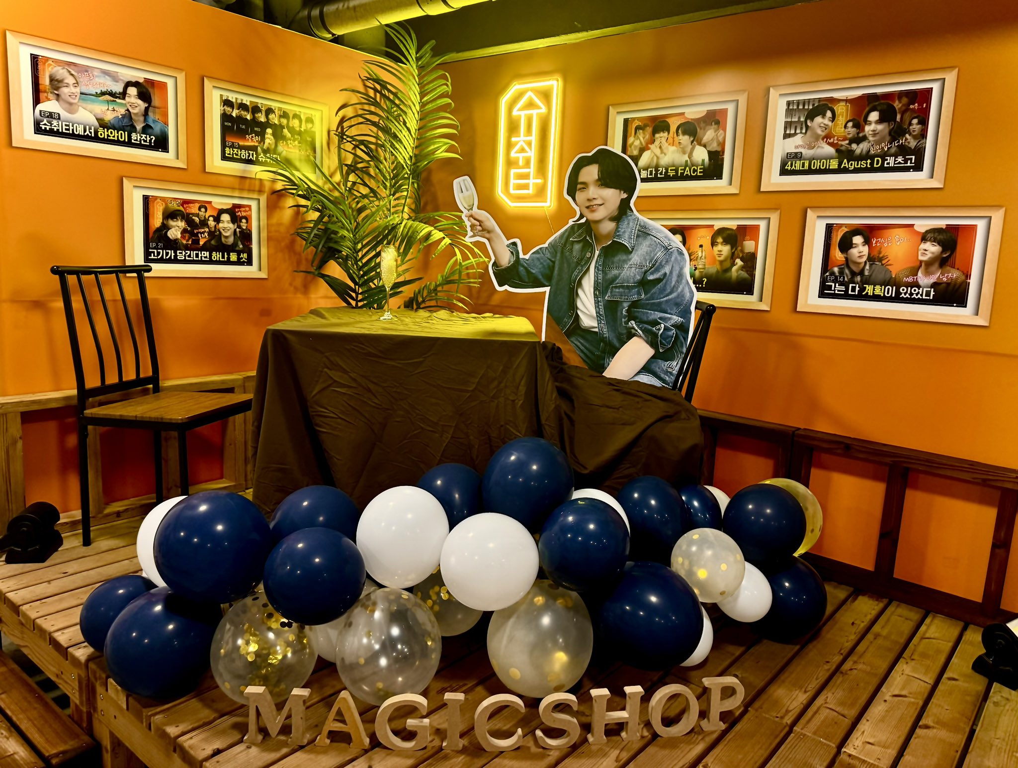 DVD 「BTS JAPAN OFFICIAL FANMEETING VOL.5 [ MAGIC SHOP ]」 8