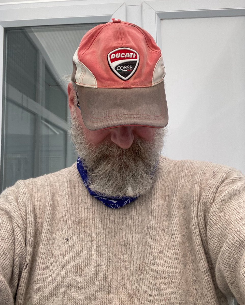 D.V. Catt tweet media