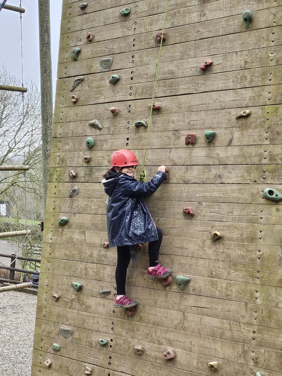 SPMVPineClass's tweet photo. Some amazing achievements today at the cl8mbing wall! @SomersPark4EM @SomersPark4MF https://t.co/0N2Z6UYxI6