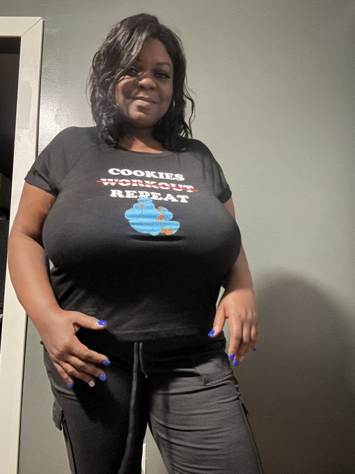 Gm... Just praying  for  safe travels  ..as we all take a road trip South to celebrate  my mom's  80th