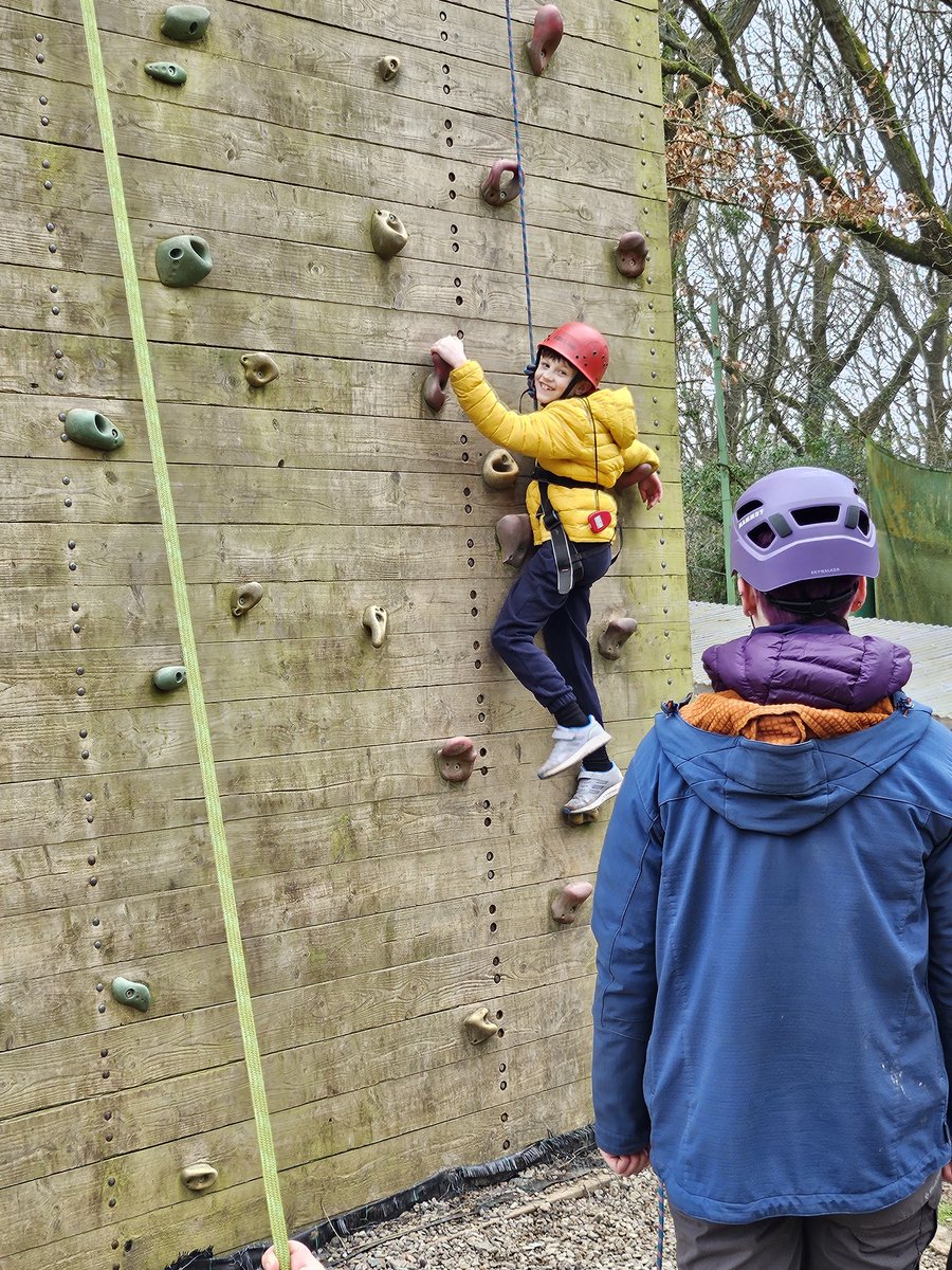 SPMVPineClass's tweet photo. Some amazing achievements today at the cl8mbing wall! @SomersPark4EM @SomersPark4MF https://t.co/0N2Z6UYxI6