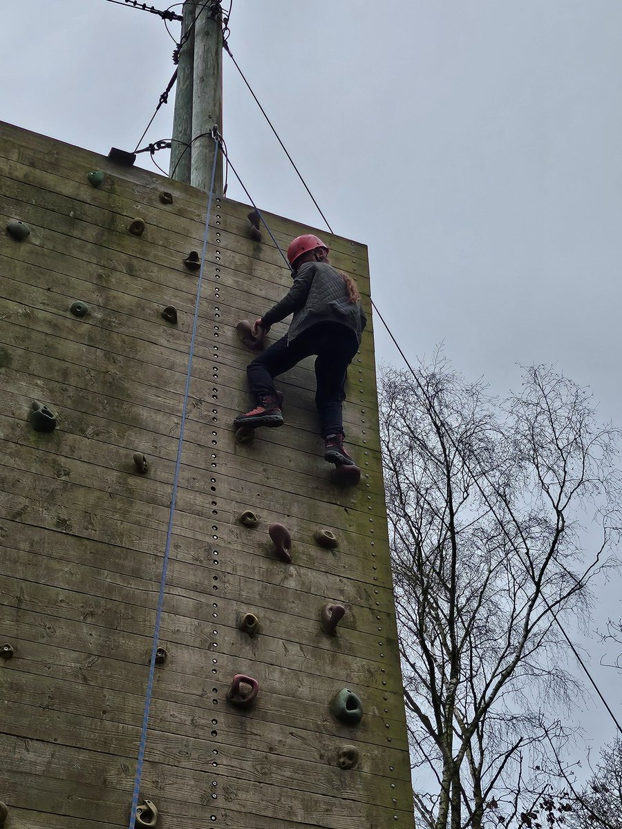 SPMVPineClass's tweet photo. Some amazing achievements today at the cl8mbing wall! @SomersPark4EM @SomersPark4MF https://t.co/0N2Z6UYxI6