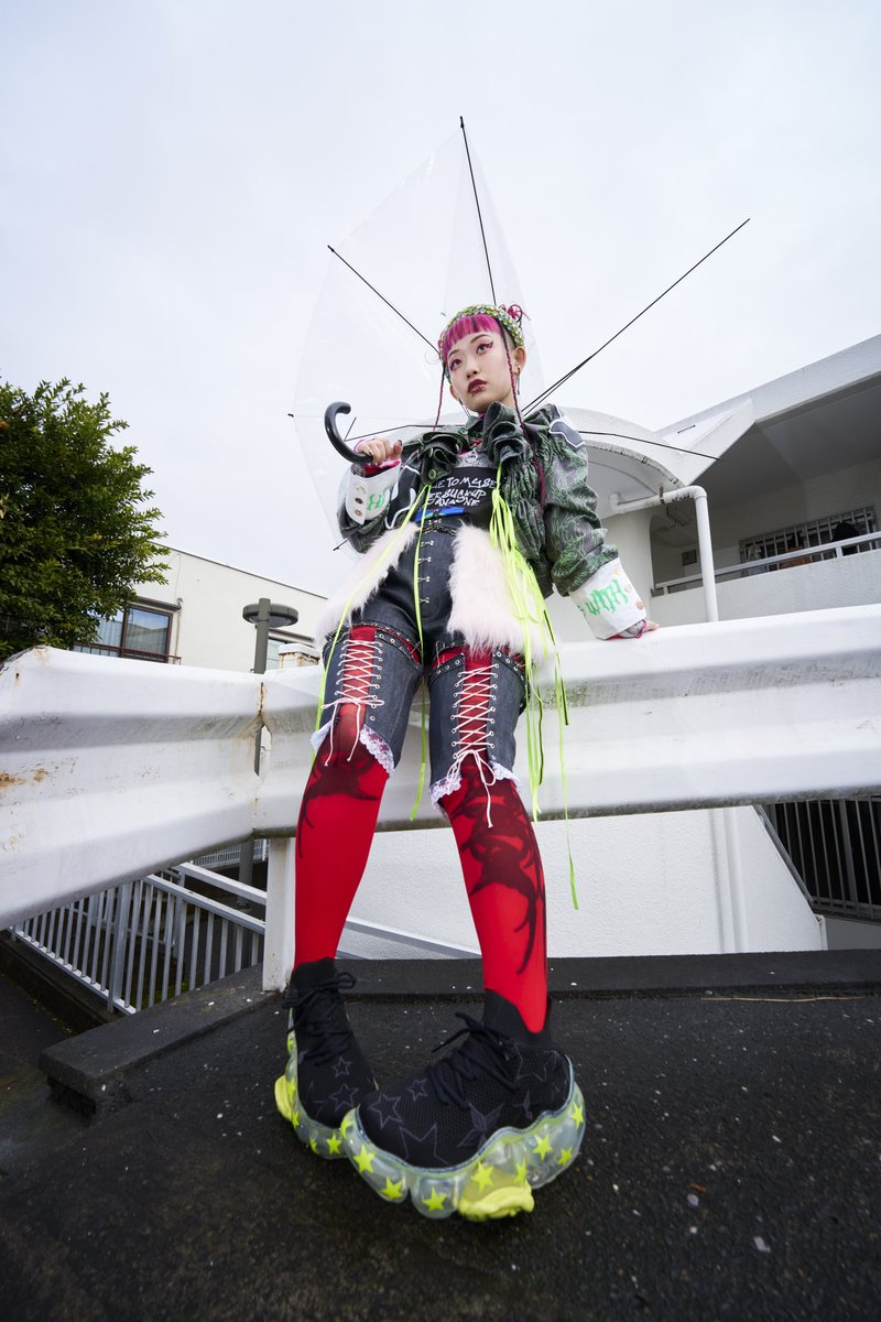 フットウェアブランド「grounds」× 詩羽のコラボシューズが発売決定