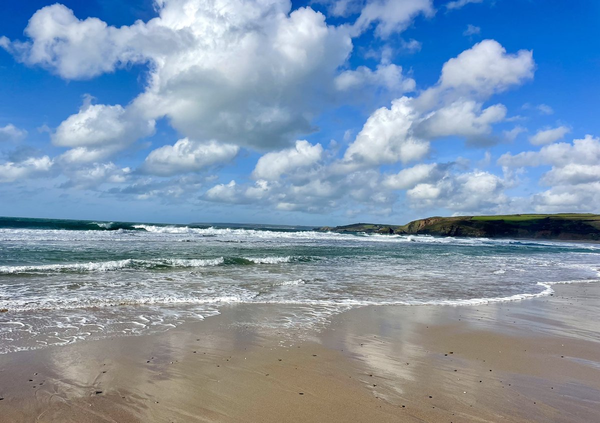 Charlie Moffit (@elainesaraht) on Twitter photo Big skies at Praa Sands this morning <a href="/bbcweather/">BBC Weather</a> <a href="/itvweather/">ITV Weather</a> <a href="/BBCWthrWatchers/">BBC Weather Watchers</a> #Spring2024 #Cornwall #lovewhereyoulive Big skies at Praa Sands this morning <a href="/bbcweather/">BBC Weather</a> <a href="/itvweather/">ITV Weather</a> <a href="/BBCWthrWatchers/">BBC Weather Watchers</a> #Spring2024 #Cornwall #lovewhereyoulive