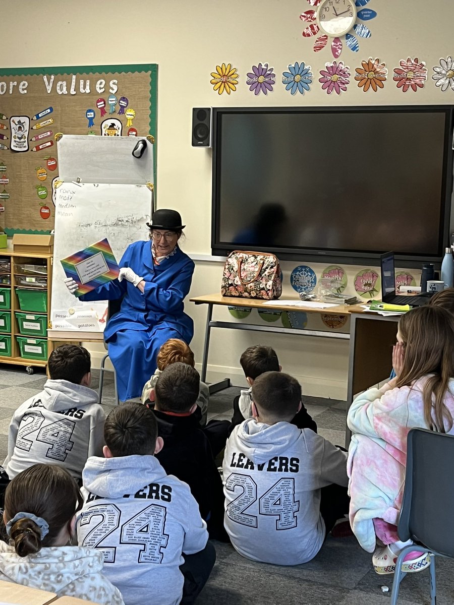 OVPS Mrs Carson (@ovpsmrscarson) on Twitter photo Thank you Mary Poppins for reading ‘The last happy ending’ to us. @DellaTybryn21 #WorldBookDay <a href="/WorldBookDayUK/">World Book Day UK 📚</a> Thank you Mary Poppins for reading ‘The last happy ending’ to us. @DellaTybryn21 #WorldBookDay <a href="/WorldBookDayUK/">World Book Day UK 📚</a>