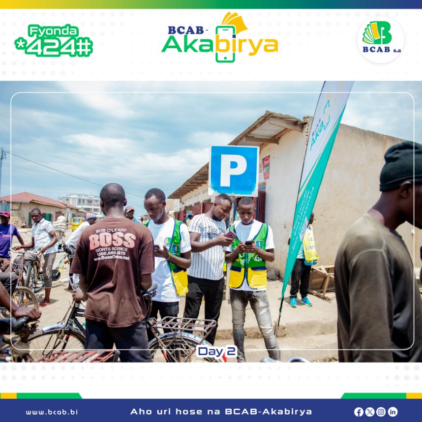 BcabBank's tweet photo. #BCAB_Akabirya road show #day_2
I babanki BCAB ishishikara ibegereza serivisi za banki mu kibano. Umunsi wa kabiri yari muri Commune Ntahangwa zone Kinama raba uko vyari vyifashe.
#BCAB_Akabirya
 #Road_Show #day_2
 #BCAB
 #ja_ku_kivi_na_bcab
 #Solution_digitale https://t.co/jGTe0xUAdk