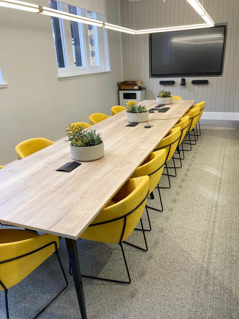 Project Highlight ✨ Working with the @UniversityLeeds we provided the best possible furniture to create a flexible space for both meeting and agile working. We love the colour combinations on this great project. @Boss_Design #SustainableWorkspaces #furniture #EducationForAll