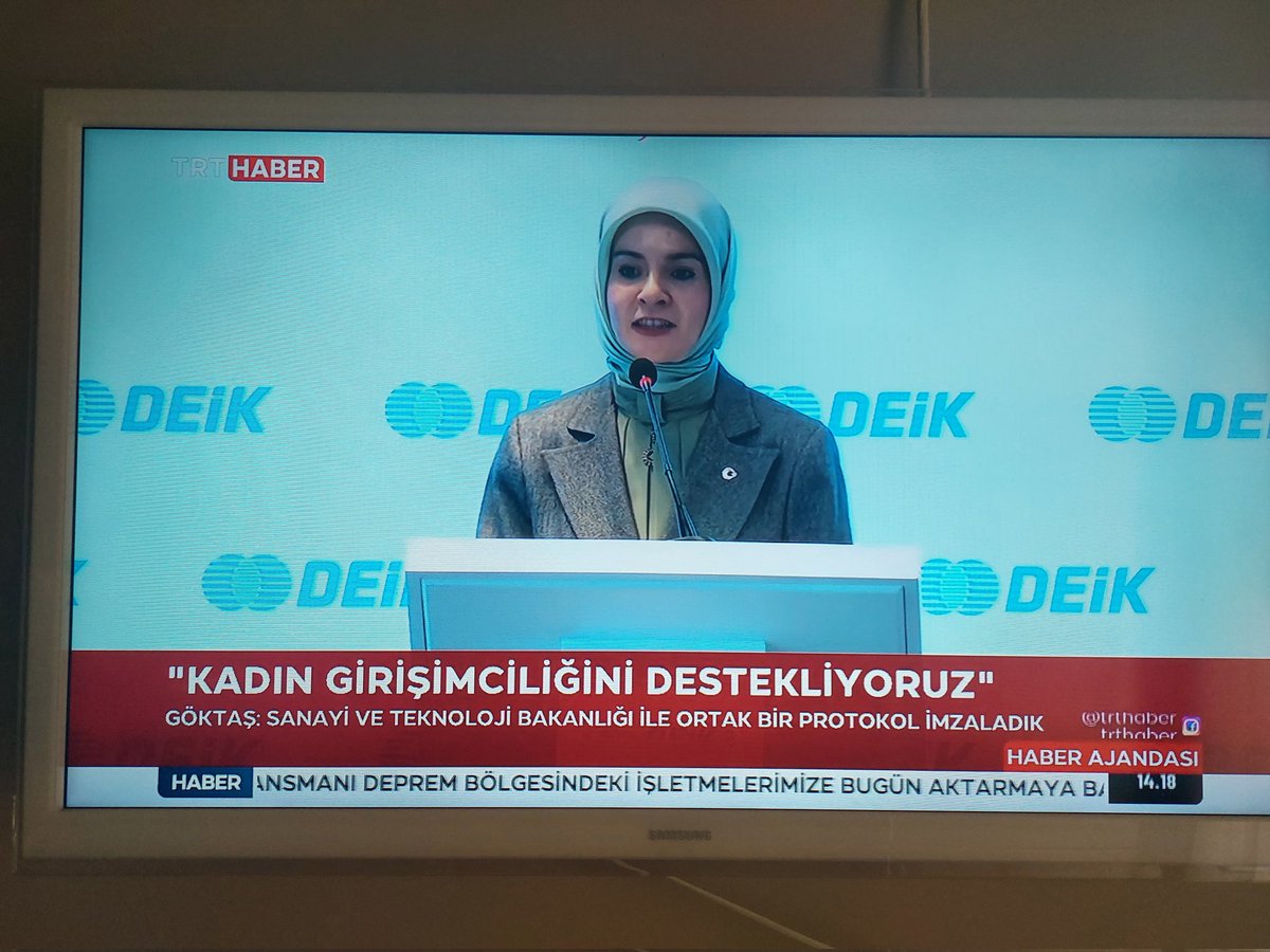 FundaMcadele's tweet photo. @MahinurOzdemir Sayın Bakanım, girişimci kadınları desteklemenizi takdirle karşılıyorum,kendimde proje üretmeye çalışan bir emekli vatandaşım,ancak elektriksizlikten Bolu ilindeki projemi yürütemiyorum😔heryere başvurdum, başka ne yapmalıyım? https://t.co/GyWuhhgHRk