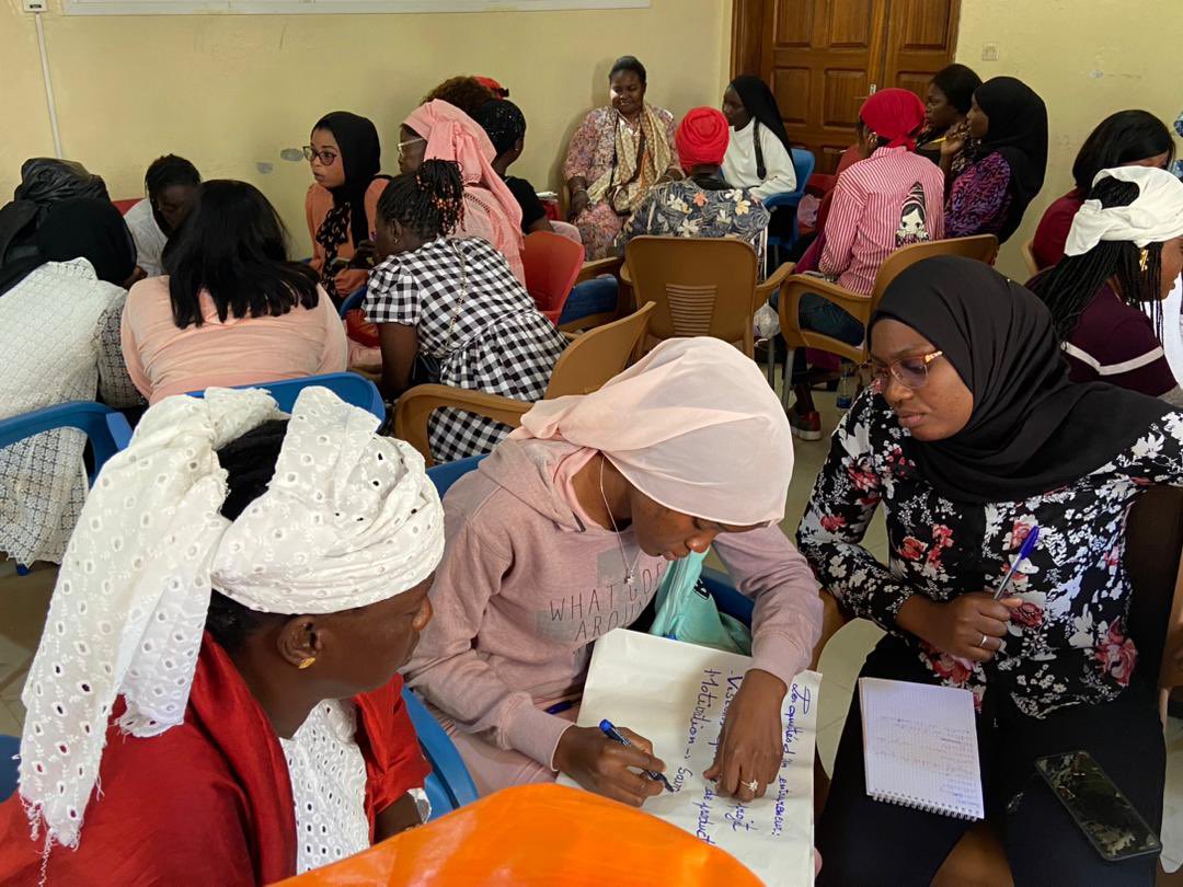 Ensemble, nous renforçons les compétences entrepreneuriales et encourageons l'autonomisation des femmes. Leur réussite future sera le moteur de l'innovation et du progrès économique. Bravo à toutes ces femmes ambitieuses qui osent entreprendre ! Mois de la femme