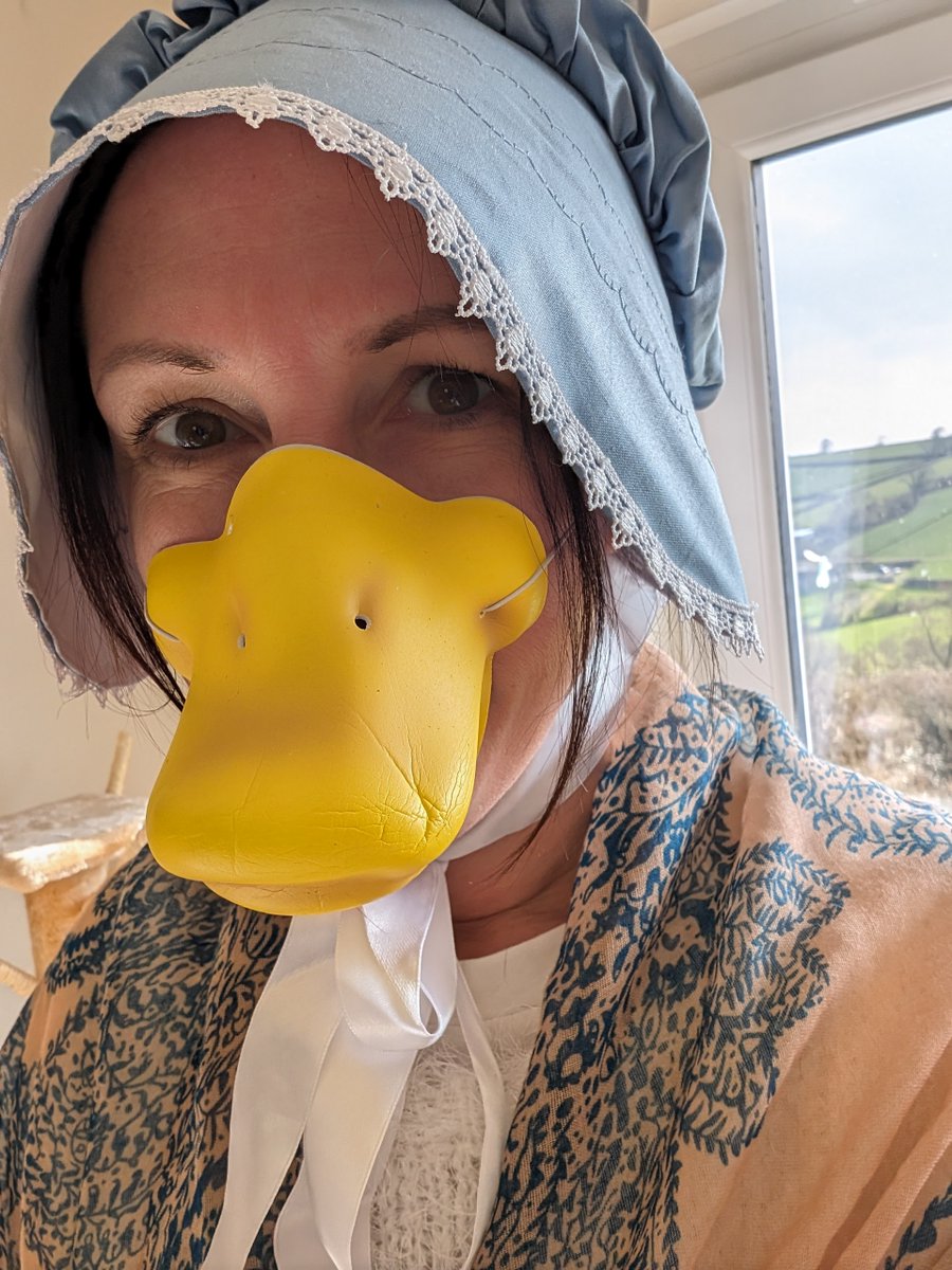 NDECatrin_Reed's tweet photo. Diwrnod y Llyfr Hapus! 📚🪿😆
Happy World Book Day!
@ndeducation #JemimaPuddleduck #BeatrixPotter https://t.co/pehMwcdLJ9