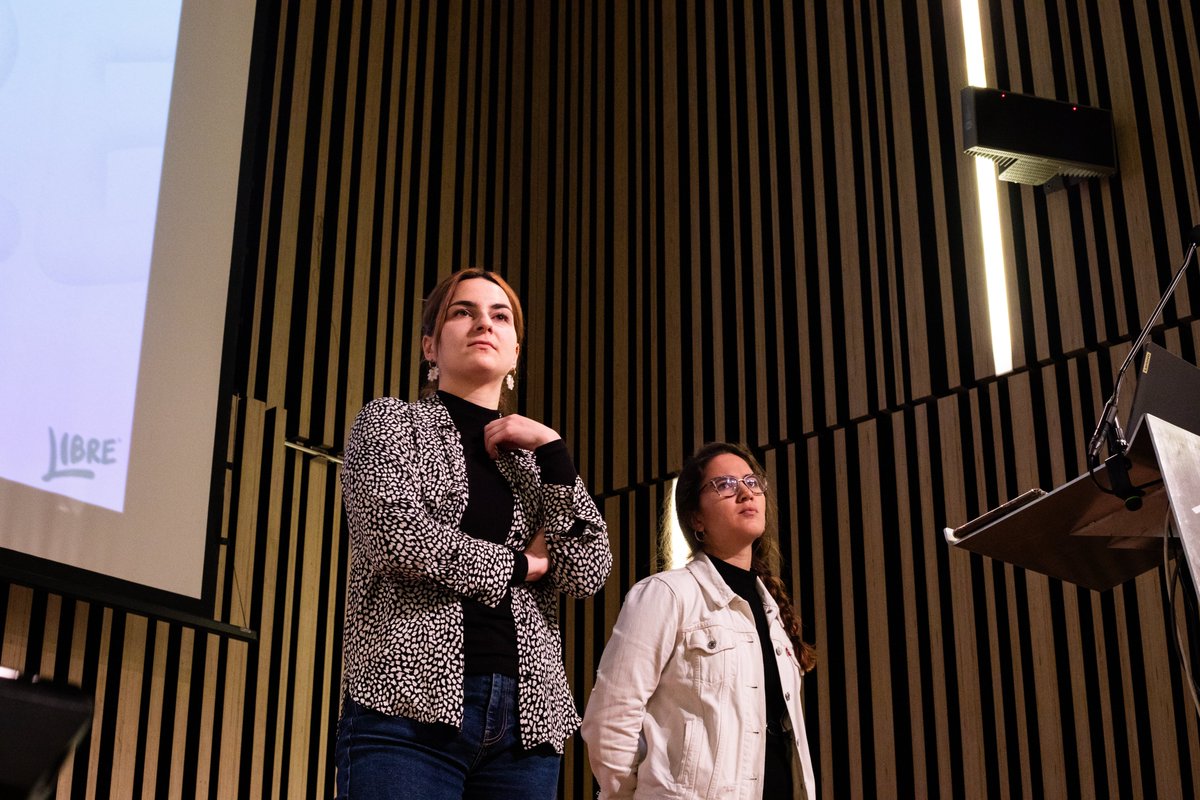 bculinary's tweet photo. ⚡️Esta semana las #BCCAlumni Clara Fernández y María Real, vuelven a las aulas de BCC para compartir con estudiantes algunas de las investigaciones y productos de alta calidad que en la actualidad desarrollan a partir de hongos en #LibreFoods. 🔝🔝🙏 https://t.co/IOy6m9kIks