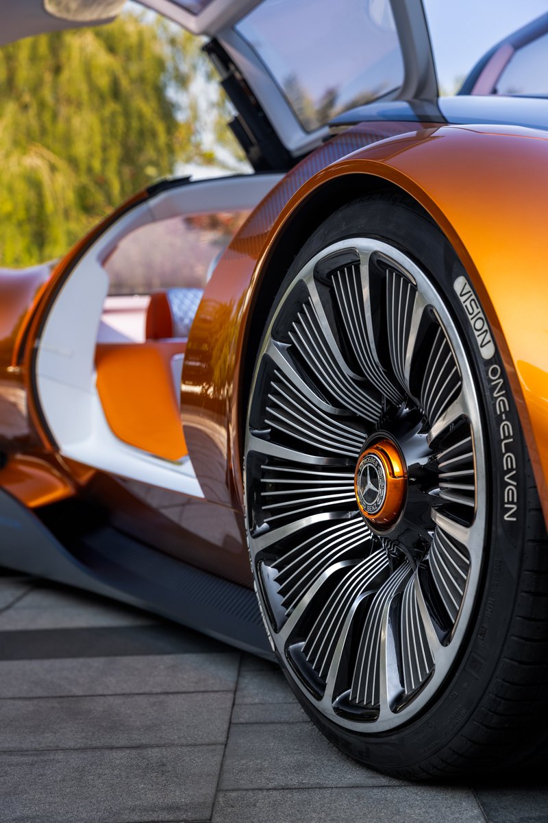 MercedesBenzME's tweet photo. ريتويت وقم بوصف سيارة Vision One-Eleven بكلمة واحدة 🧡
اضغط على الرابط لمعرفة المزيد: https://t.co/wGjh7saopN
#MercedesBenz #MercedesBenzME #VisionOneEleven #C111 #مرسيدس_بنز https://t.co/CVmhFVIak2