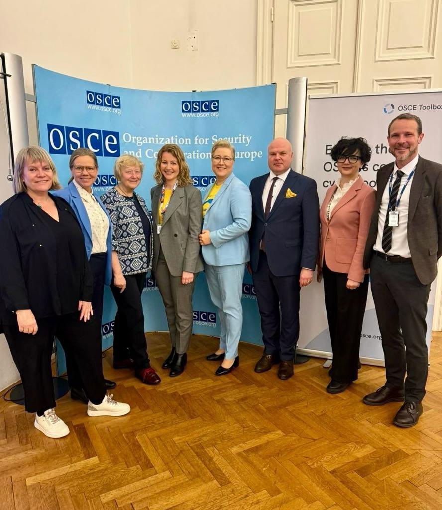 Joint statement by #NB8 🇩🇰🇫🇮🇮🇸🇱🇻🇱🇹🇳🇴🇸🇪🇪🇪 at the @OSCE Permanent Council meeting marking #InternationalWomensDay. We continue to argue for the central role of women in all matters of peace&security, and continue to deliver on our commitment to gender equality. Every day.