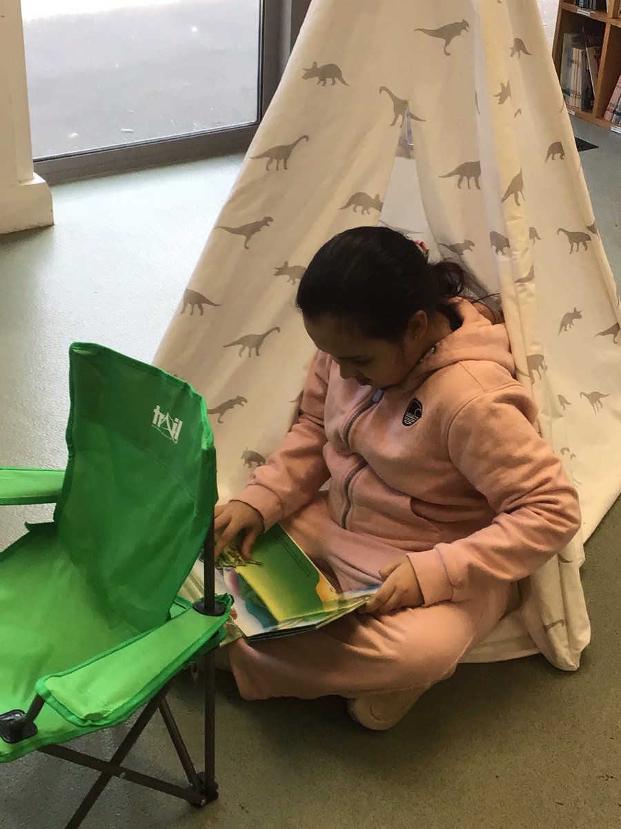 Tracey Richards tweet media