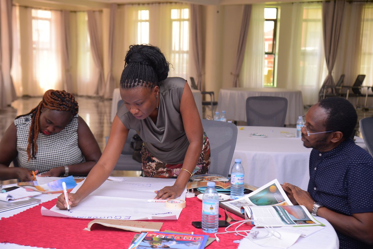 MbararaUST's tweet photo. Participants in their respective groups at the #RLLLTraining Workshop https://t.co/zwJysInCLH