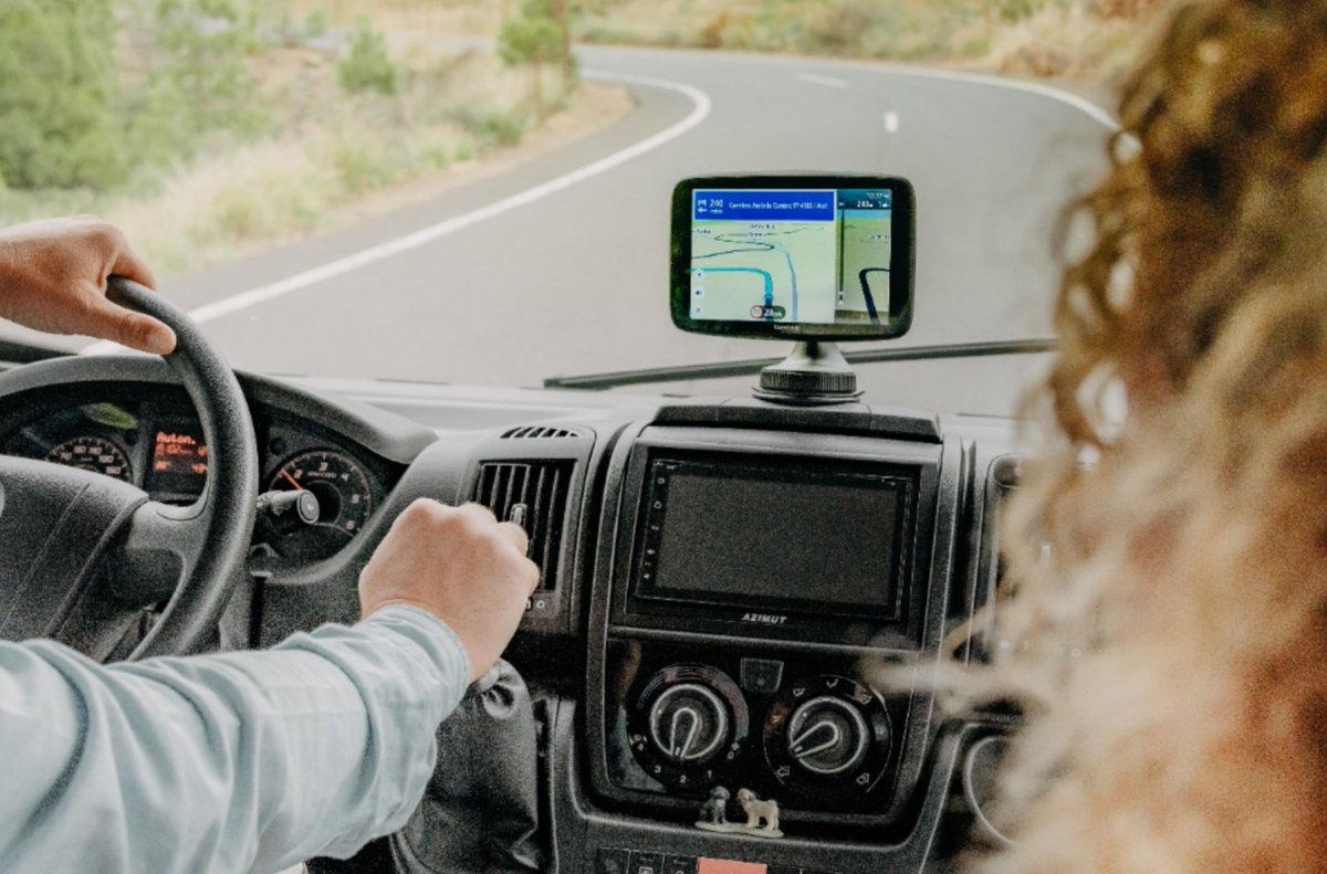 KampeerMagazine's tweet photo. TomTom introduceert de nieuwste GO Camper Max met speciale routes en informatie voor campers - navigatiesysteem #navigatiesysteem #routeplanner #tomtom https://t.co/dRCuVKYBFt https://t.co/vKQm56Bj7j
