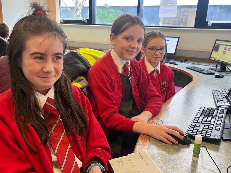 It’s always a pleasure to see our local P7 pupils engaged in our @DigSchoolhouse programme. Today, Ballyclare Primary joined us for a lesson on Microbits, creating Tamagotchi-style pets! 🤖 As a school, we are committed to fostering STEM education at an early age.
